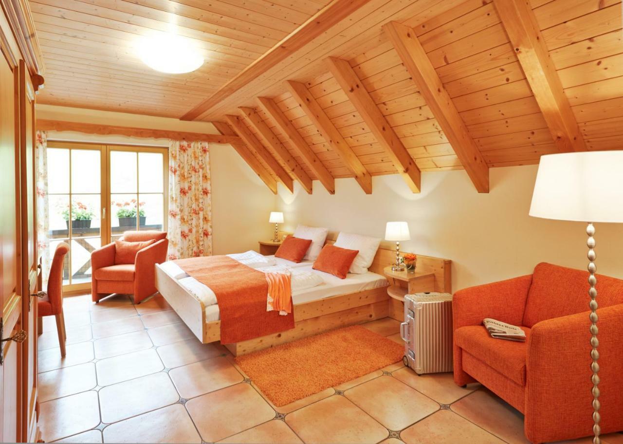 Hotel Spinnerhof ザスバッハヴァルデン エクステリア 写真
